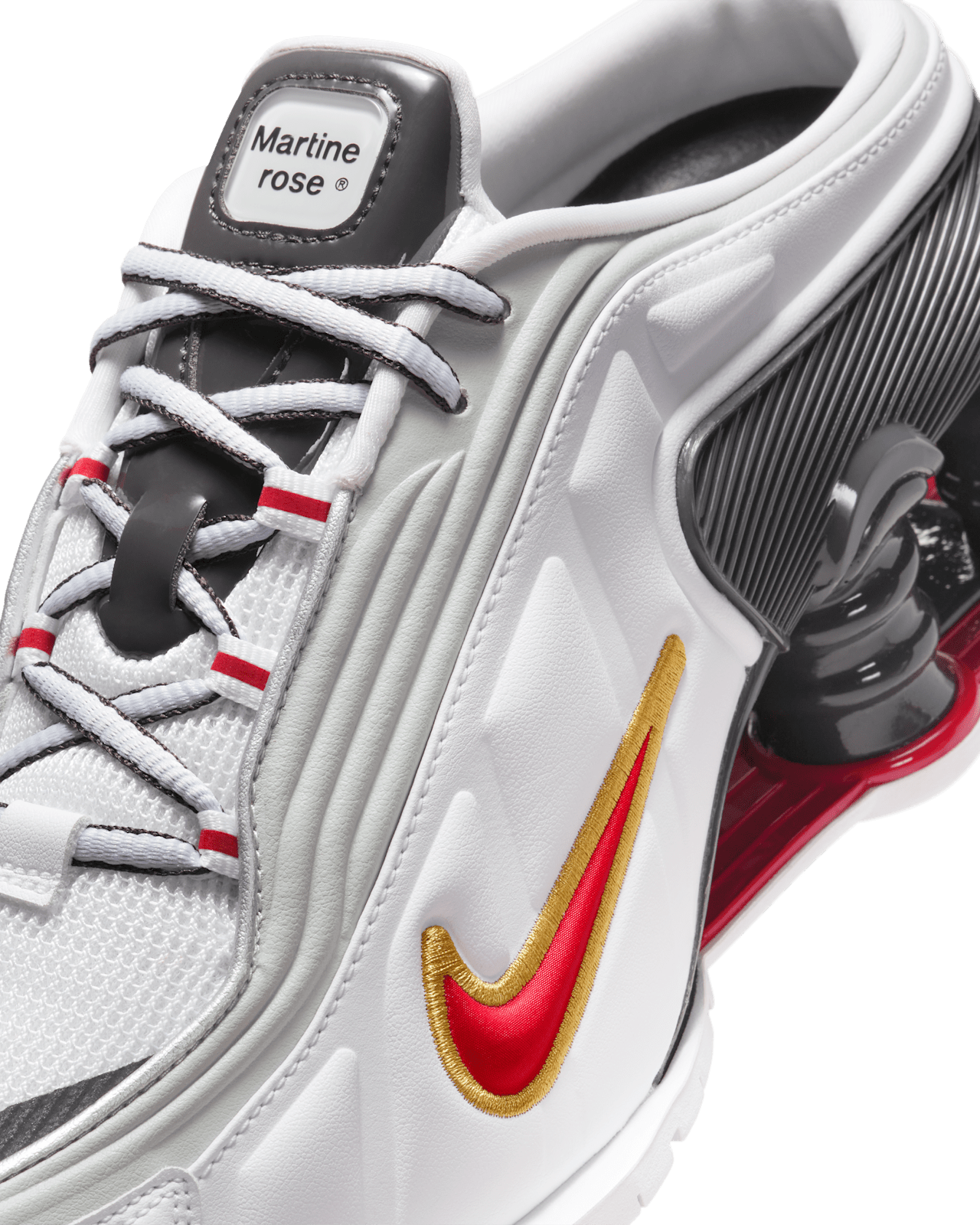 Date de sortie de la Shox MR4 « White and Varsity Red » pour femme